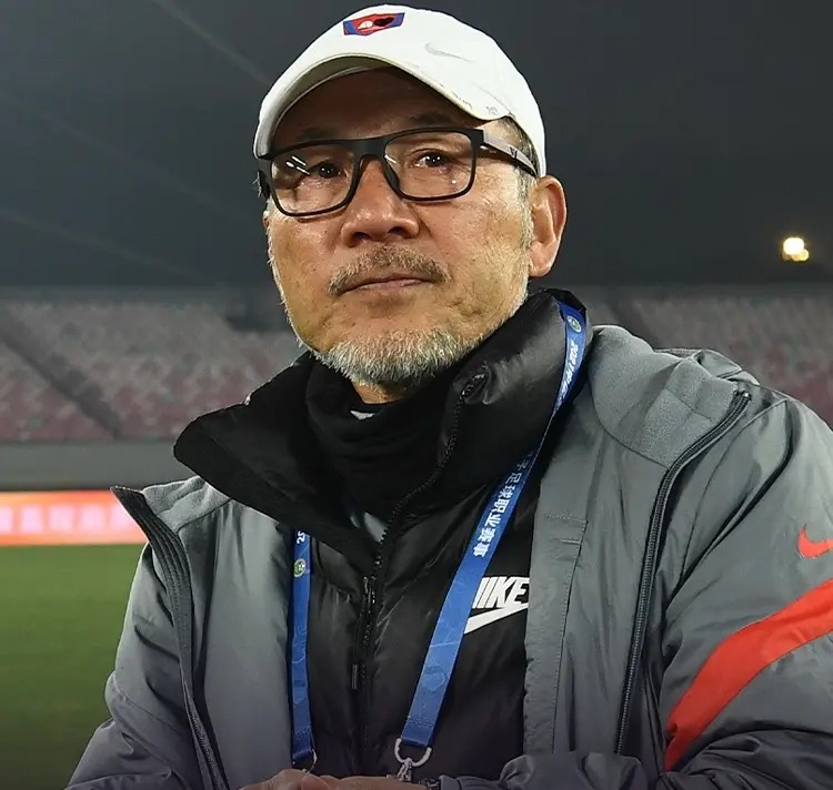 但执教重庆 但执教重庆